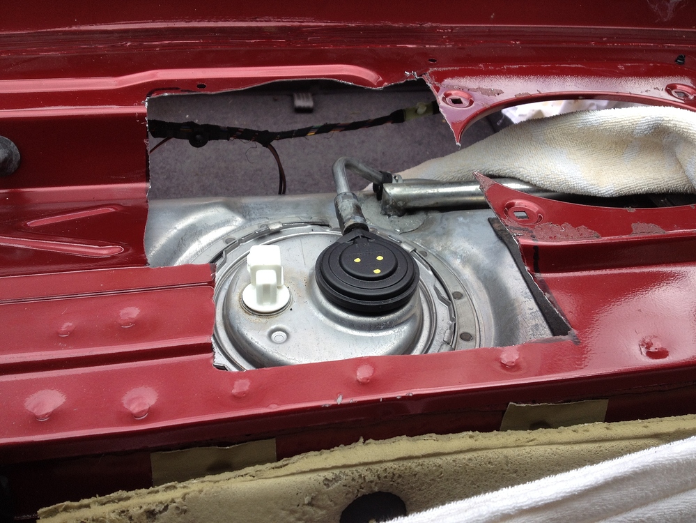 Replacing fuel pump in XJ8 X300 Jaglovers Forums