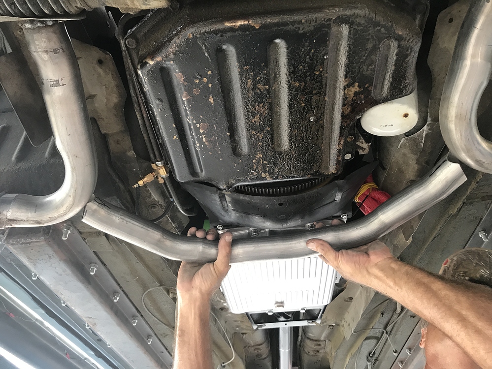 Sound difference adding second crossover pipe to exhaust? XJS Jag