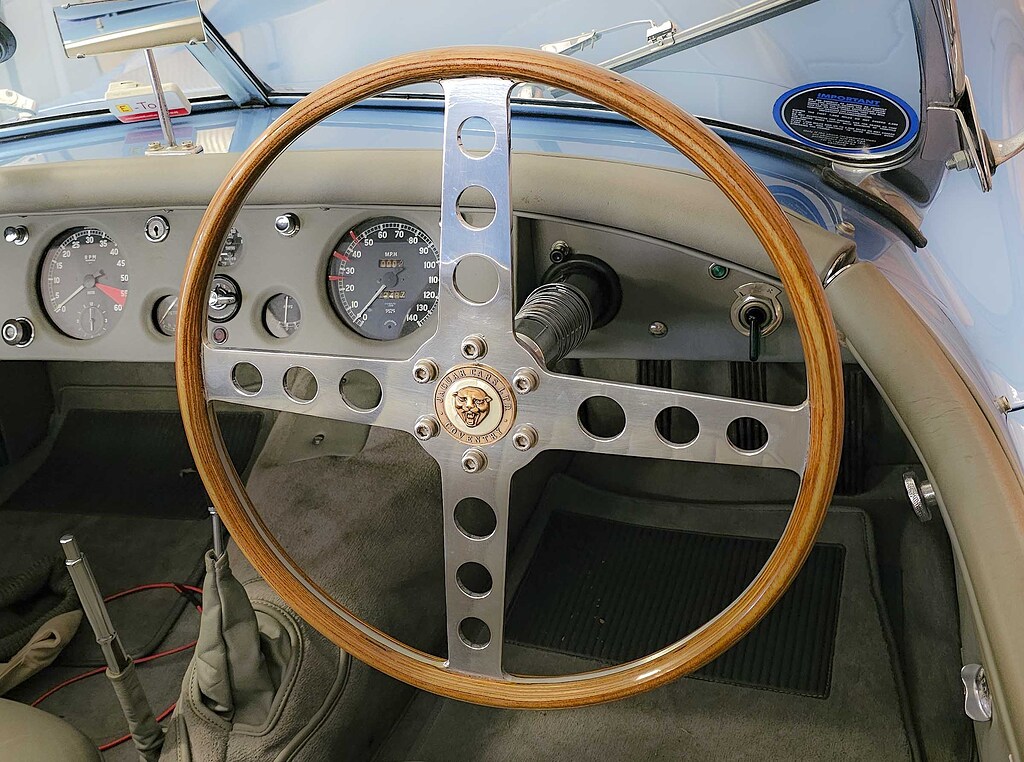 XK 120 Steering boss or derelict steering wheel - XK - Jag