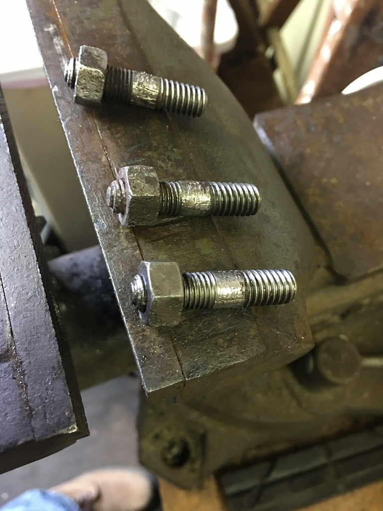 Non Bronze Nuts on the Exhaust Manifold XJ Jaglovers Forums