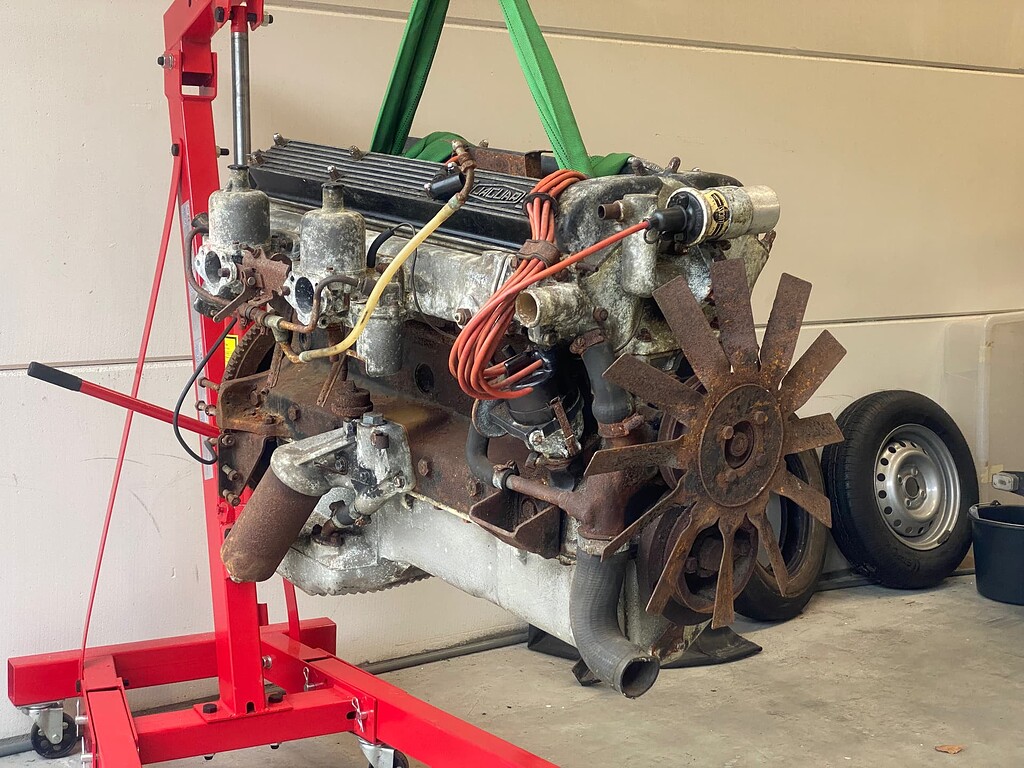 240 engine to play with - XK-Engine - Jag-lovers Forums