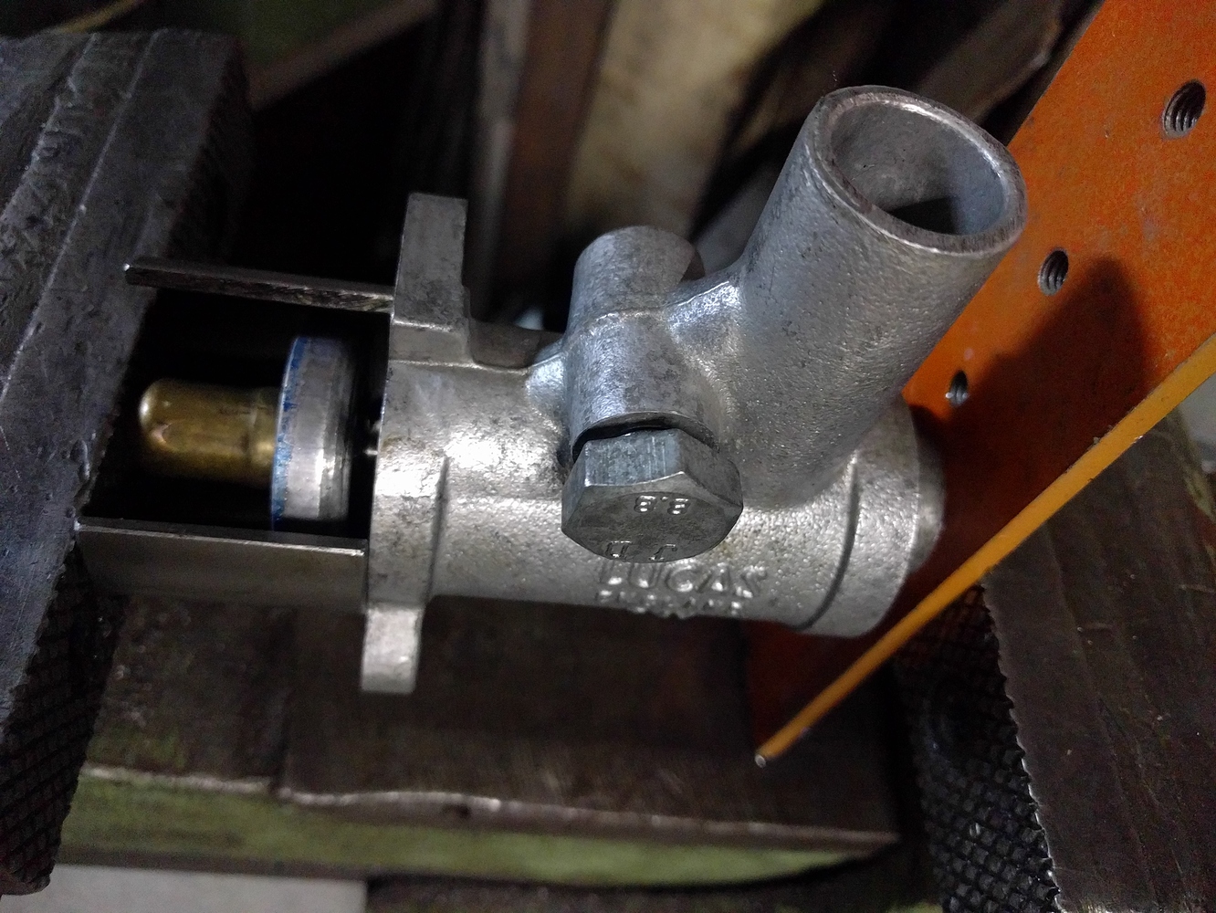 Auxiliary Air Valve (AAV) disassembly and rebuild guide V12Engine