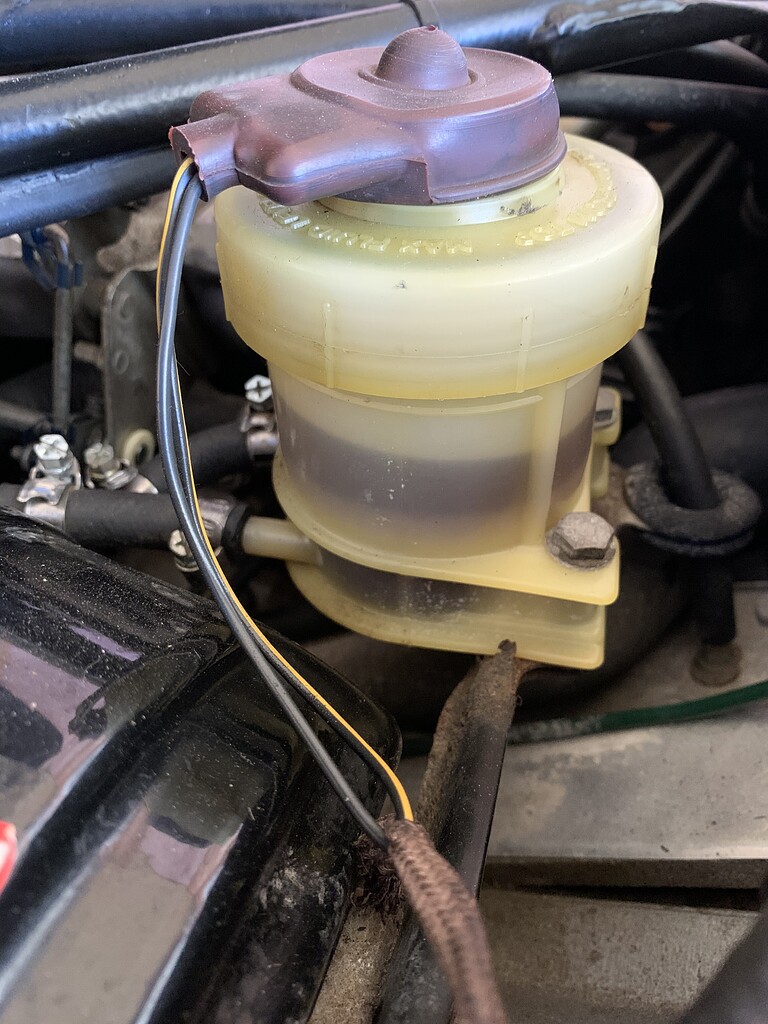 Brake fluid level XJS Jaglovers Forums