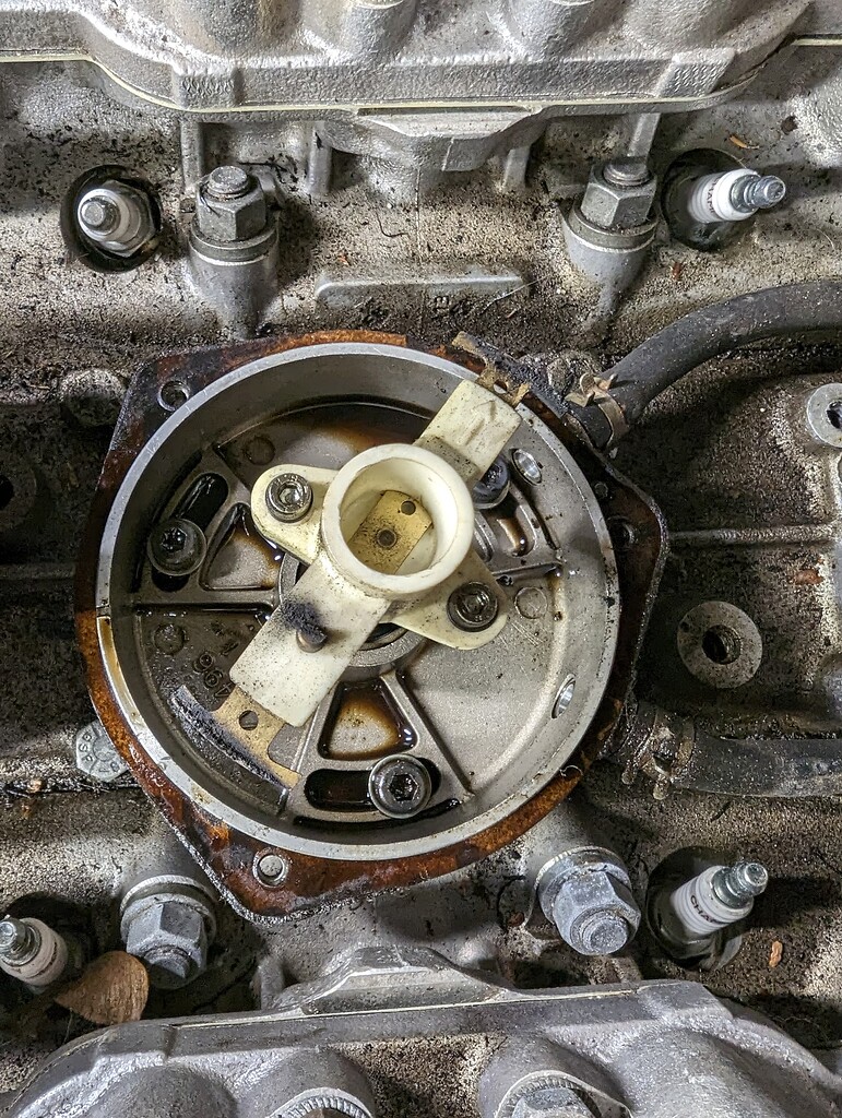 Oil under distributor cap XJS Jaglovers Forums