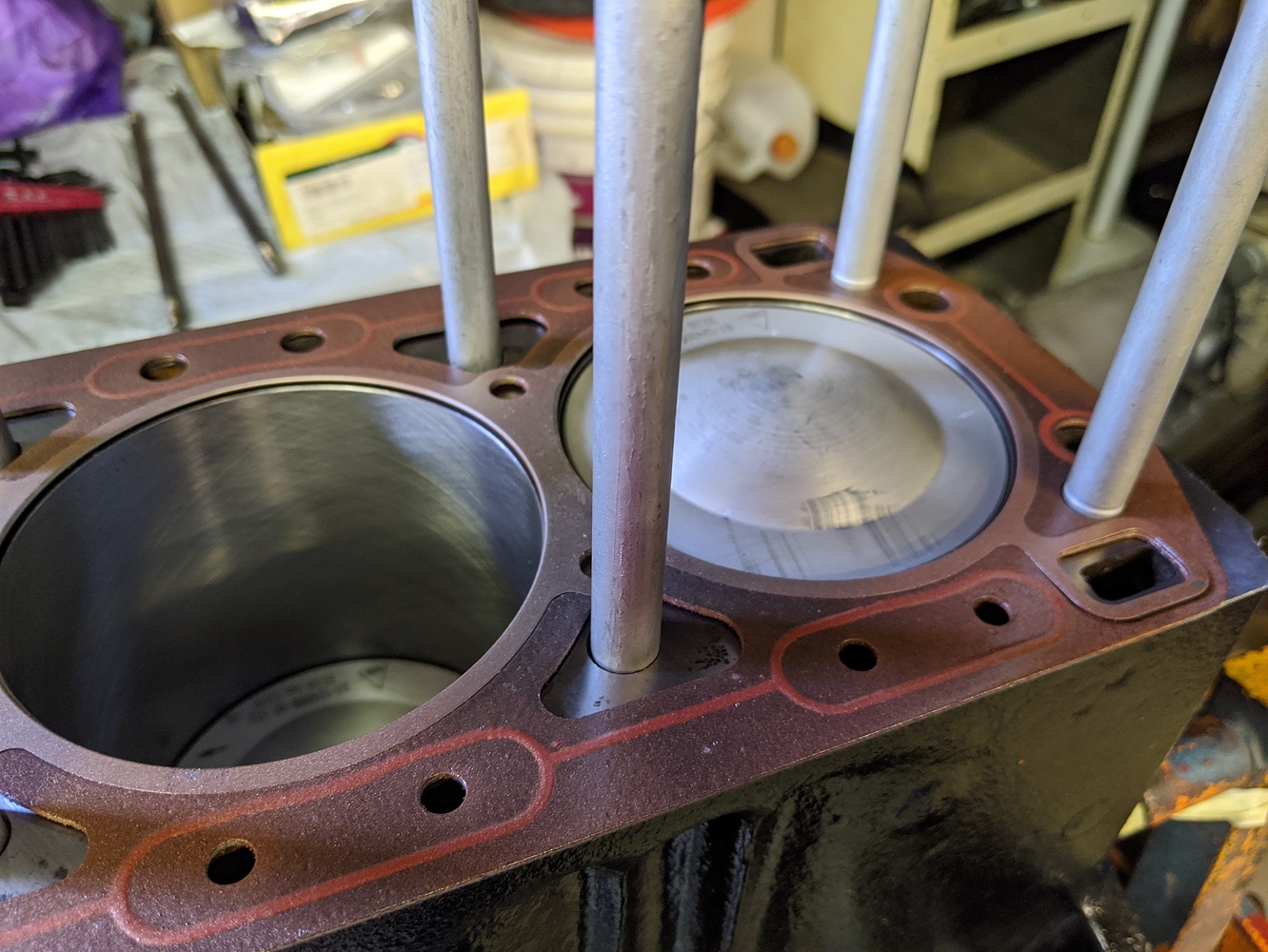 Scratched engine block surface after machine work XKEngine Jag