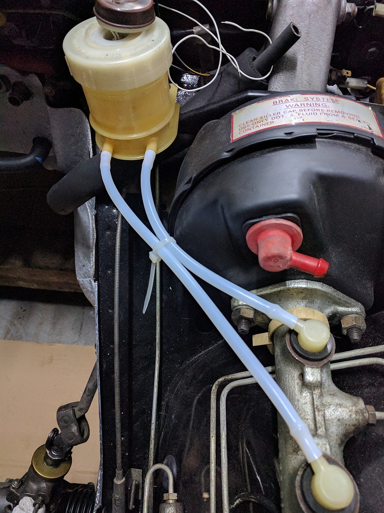 Brake Reservoir Hoses to Master Cylinder XJS Jaglovers Forums