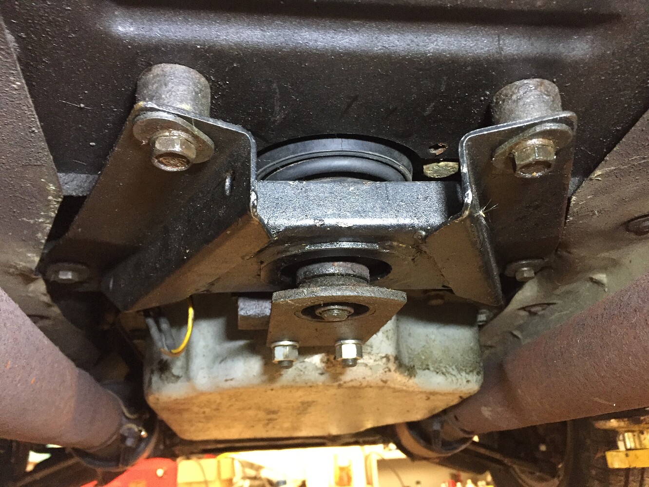 S3 XJ12 trans mount XJ Jaglovers Forums