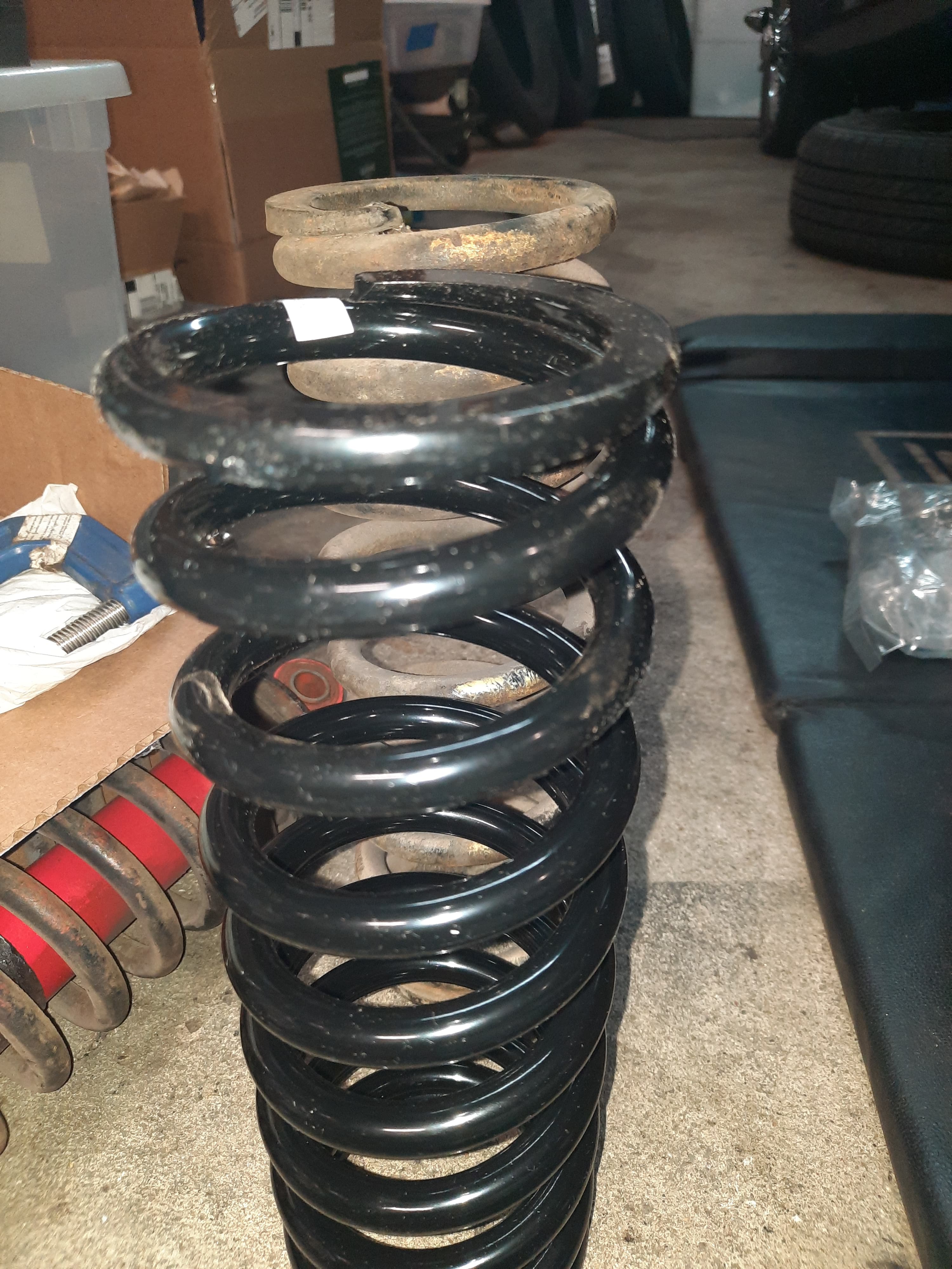 420 Compact Sedan Rear Shock Dilemma - Saloons - Jag-lovers Forums