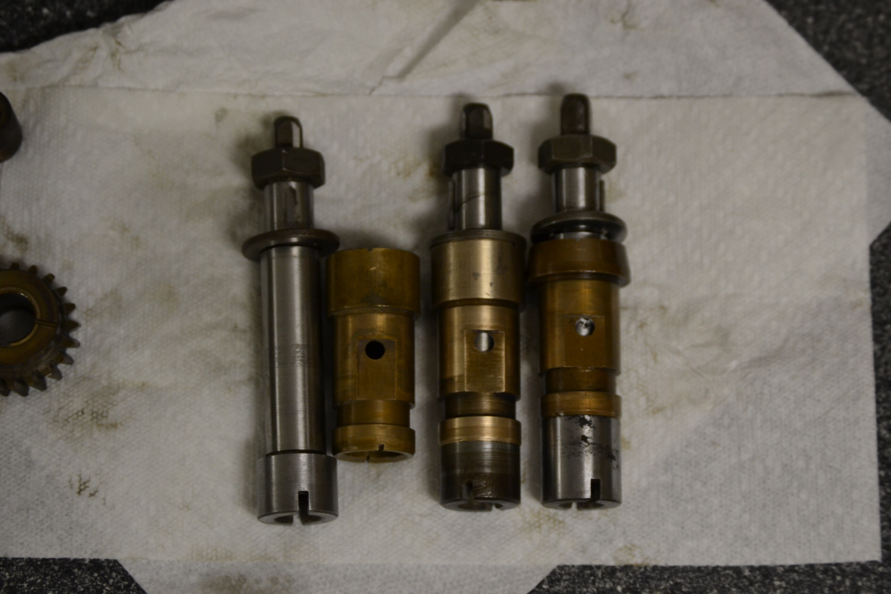 Oil pump shaft bushing EType Jaglovers Forums