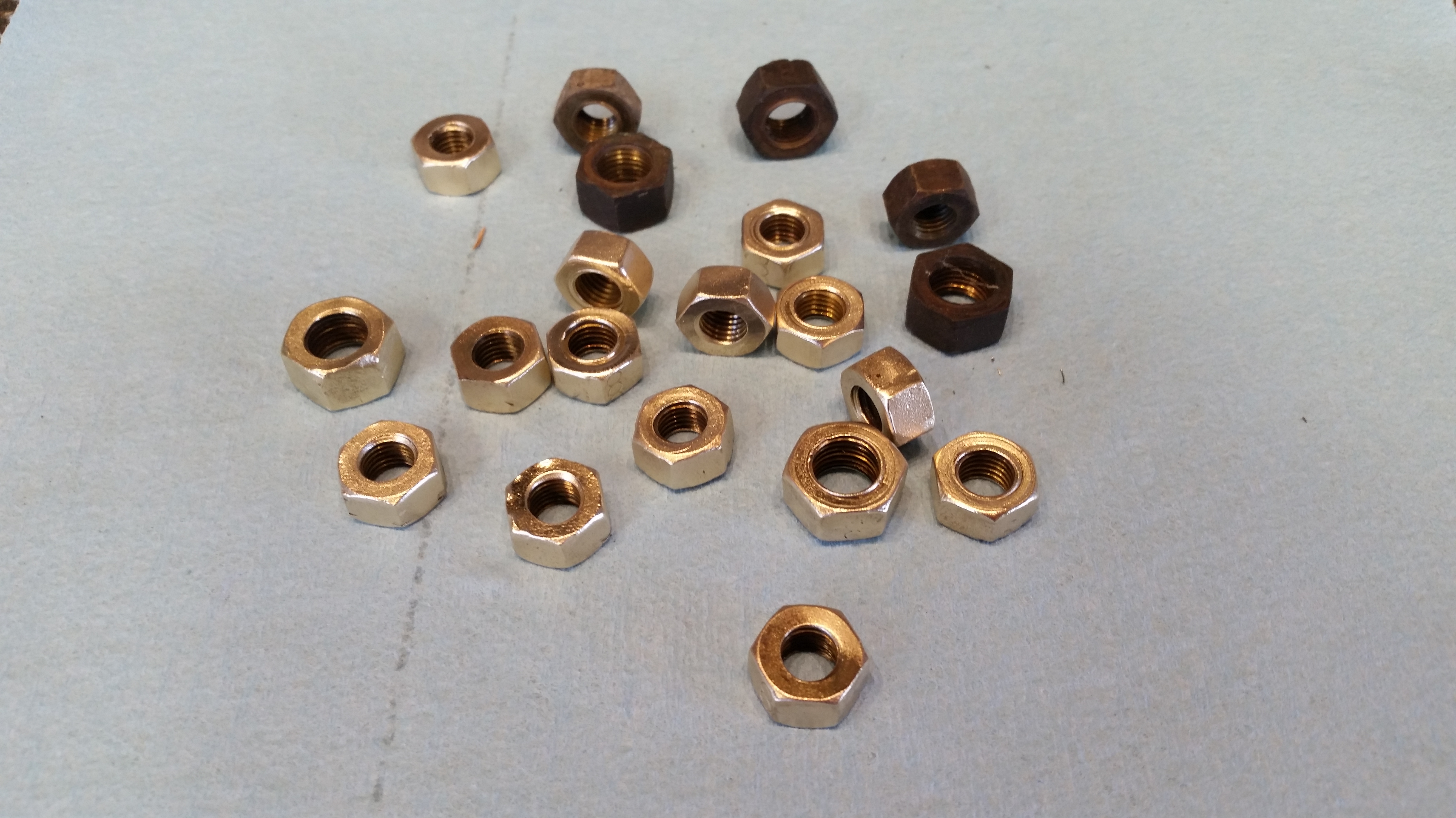 Brass nuts on the exhaust manifolds XJ Jaglovers Forums