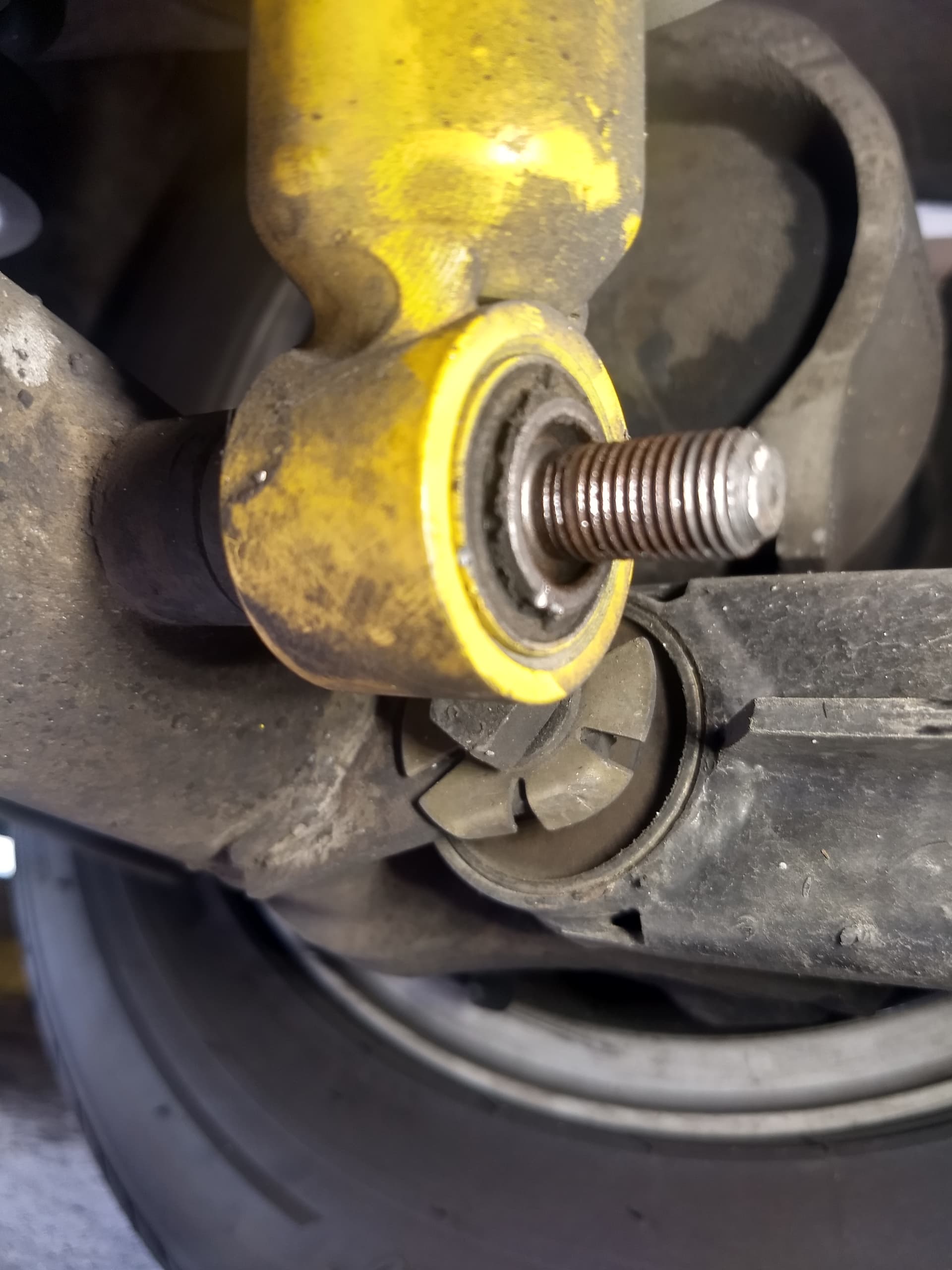 Rear shocks and transmission mount XJS Jaglovers Forums