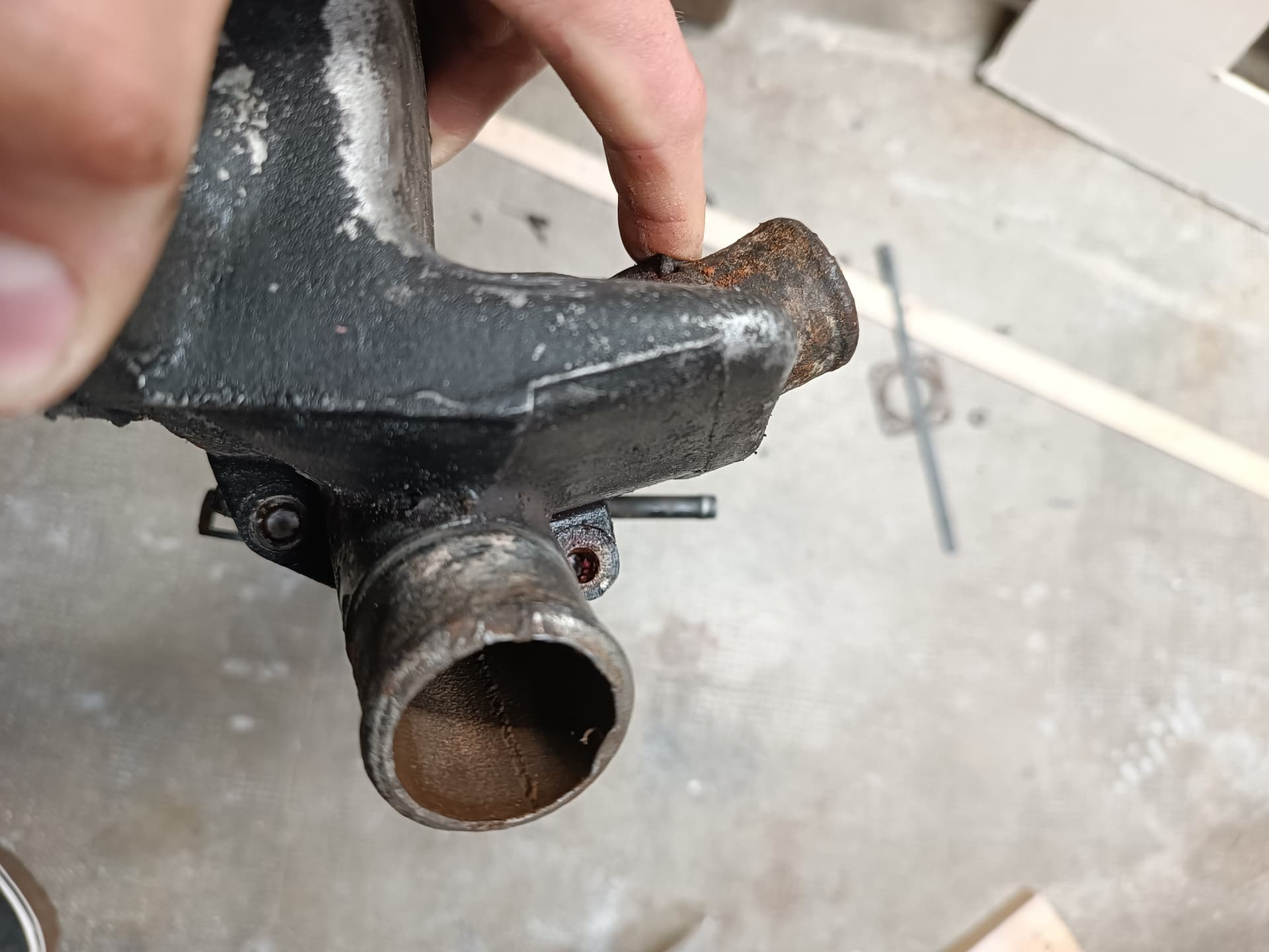 Thermostat housing broken bolt XKEngine Jaglovers Forums