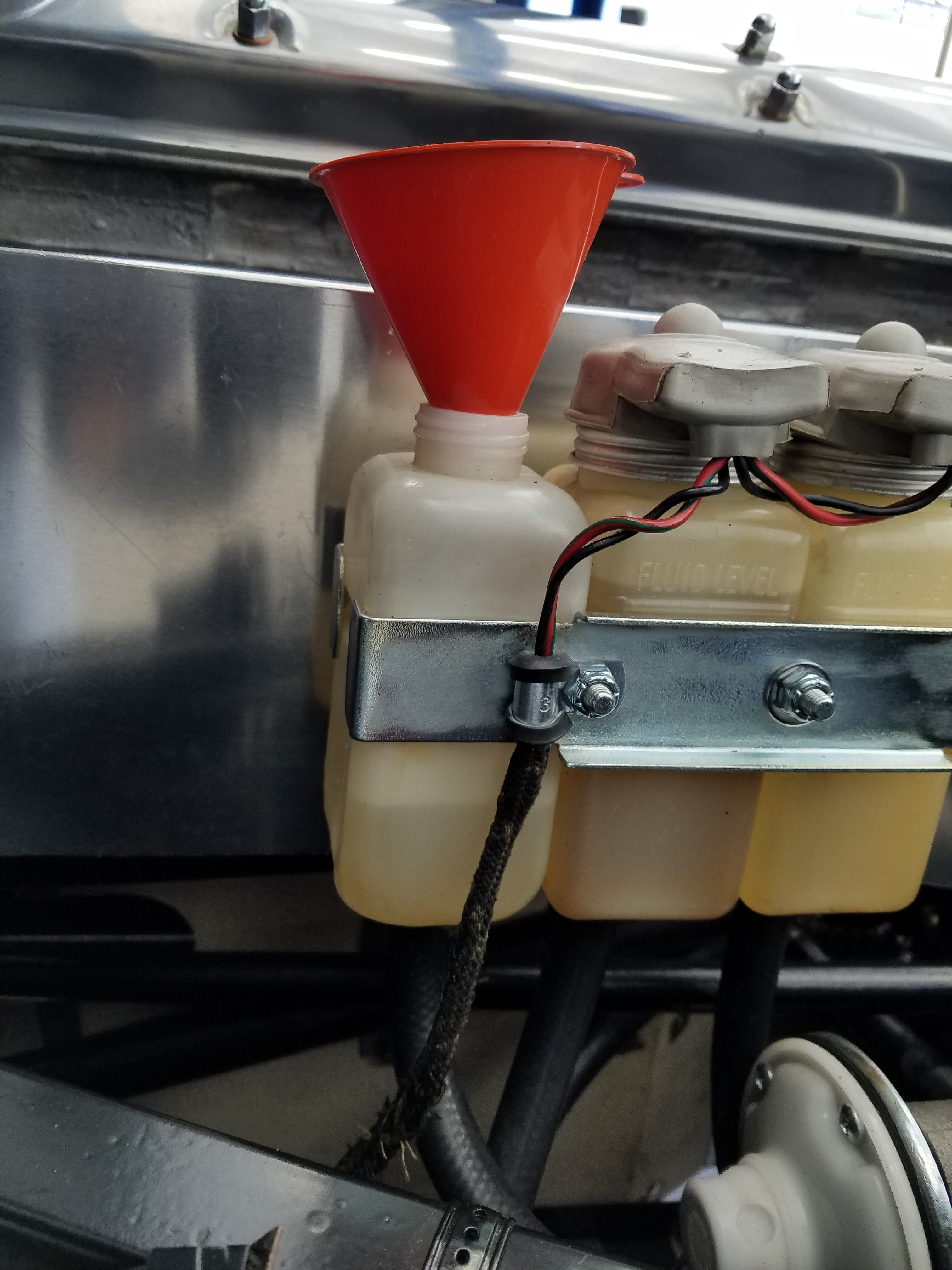 Black Clutch Fluid! EType Jaglovers Forums