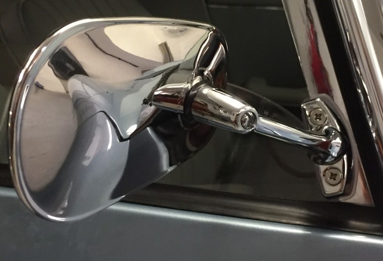 Fitting s clamp on passenger side door mirror - E-Type - Jag-lovers Forums