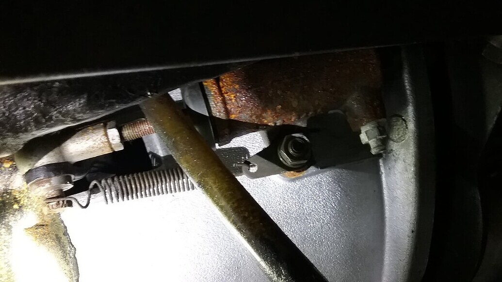 Clutch engages/ disengages close to floor EType Jaglovers Forums