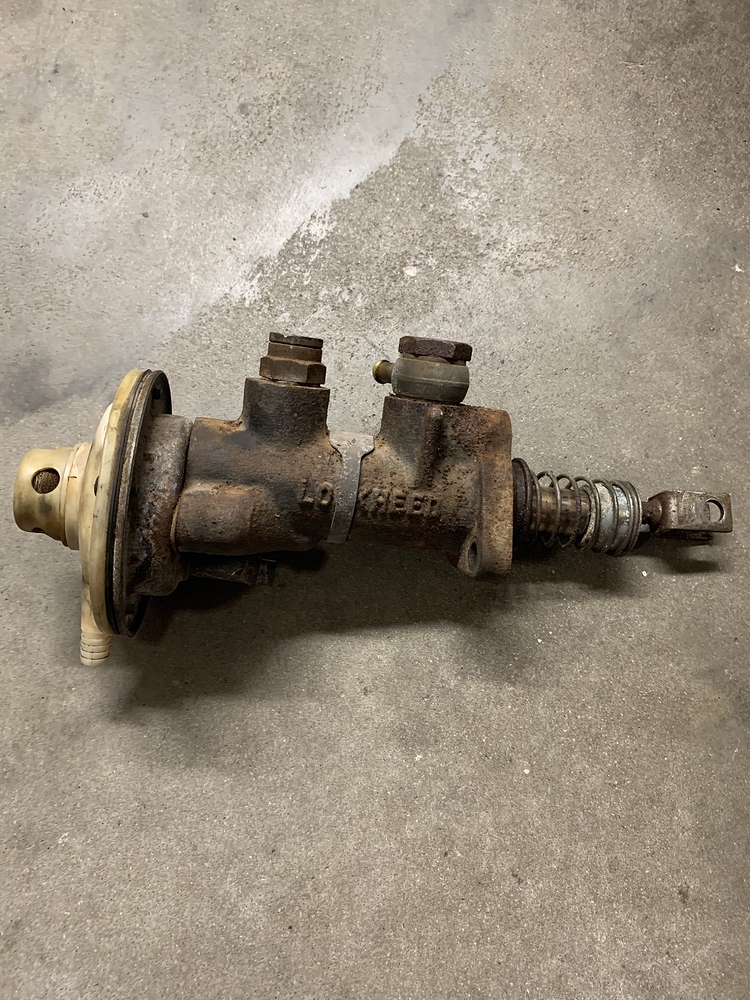 Brake master cylinder bands EType Jaglovers Forums