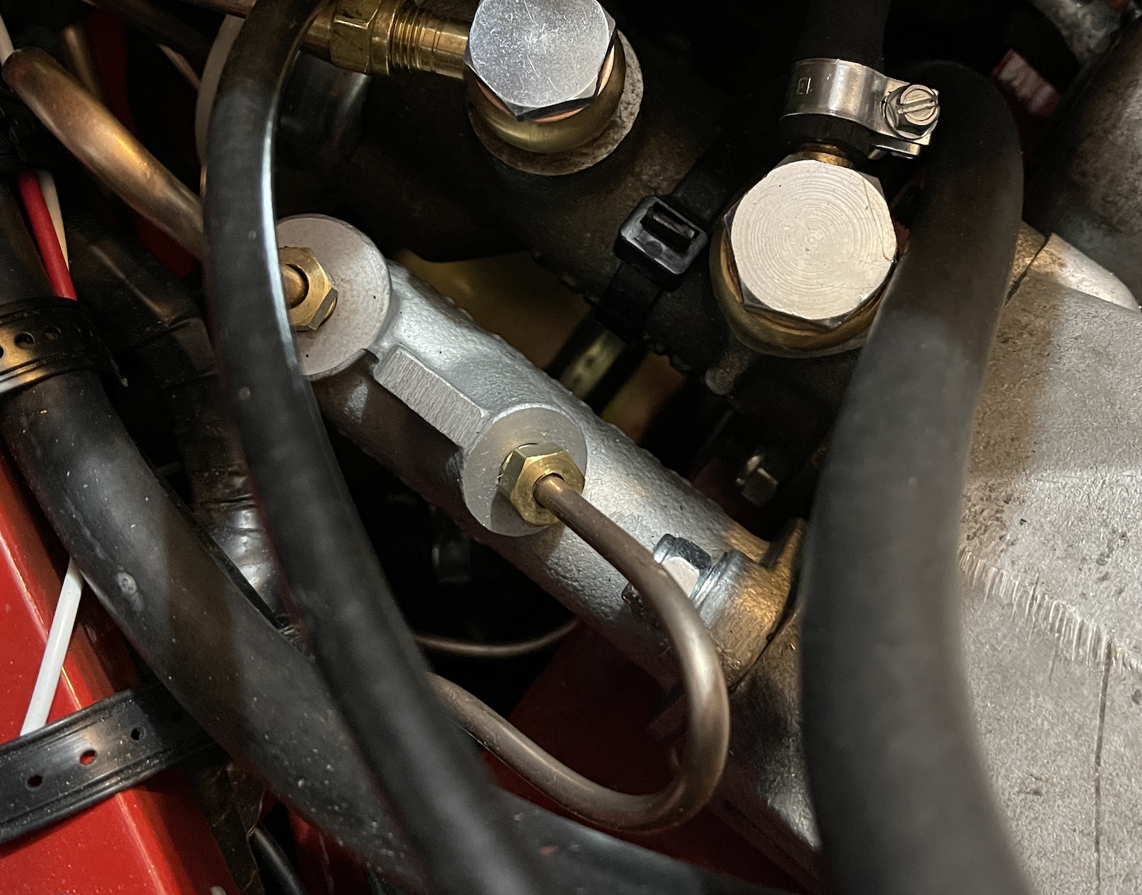 Share 45+ imagen jaguar e type clutch master cylinder In.thptnganamst