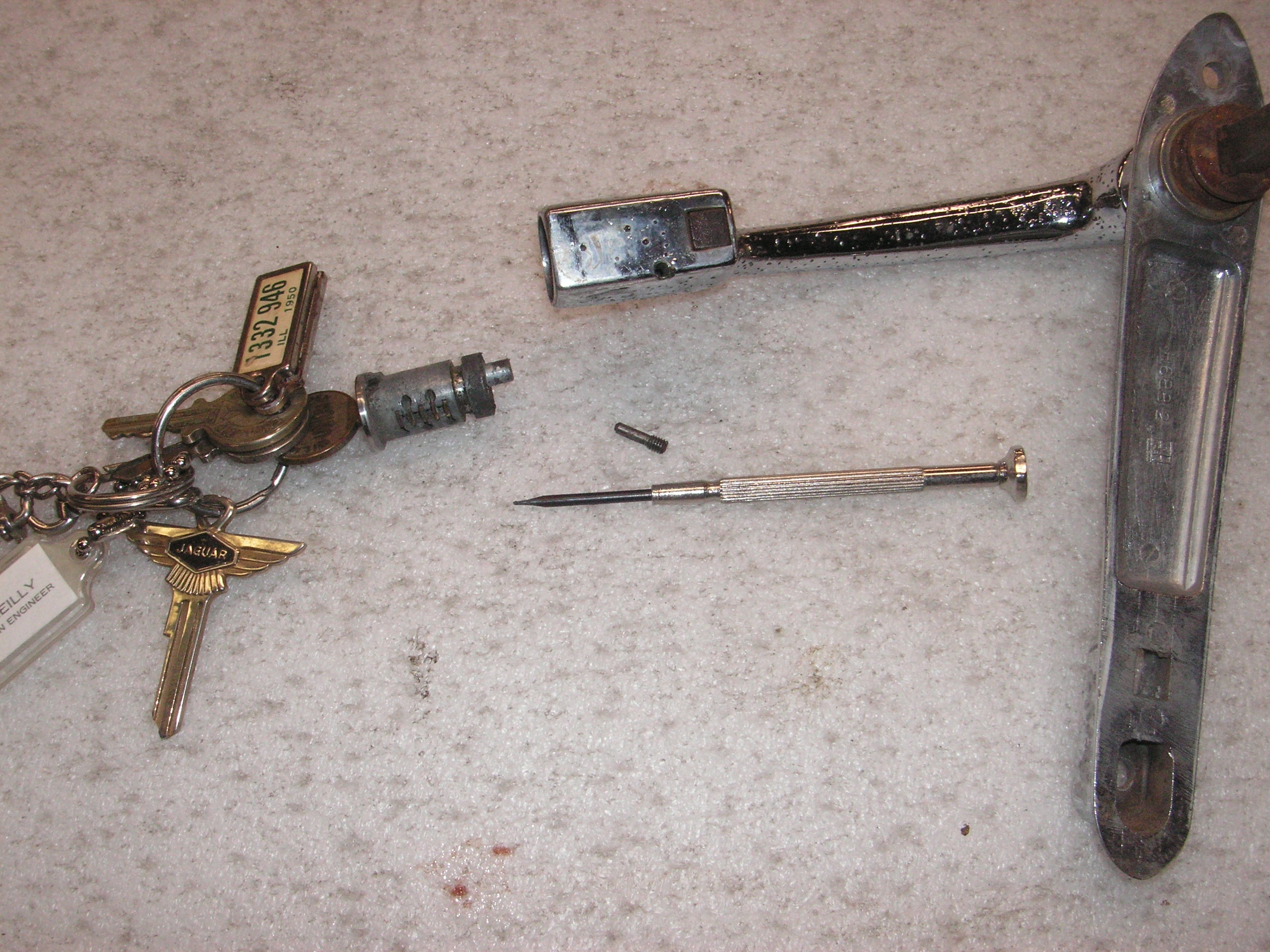 MKV Boot Lock Cylinder Removal PreXK Jaglovers Forums