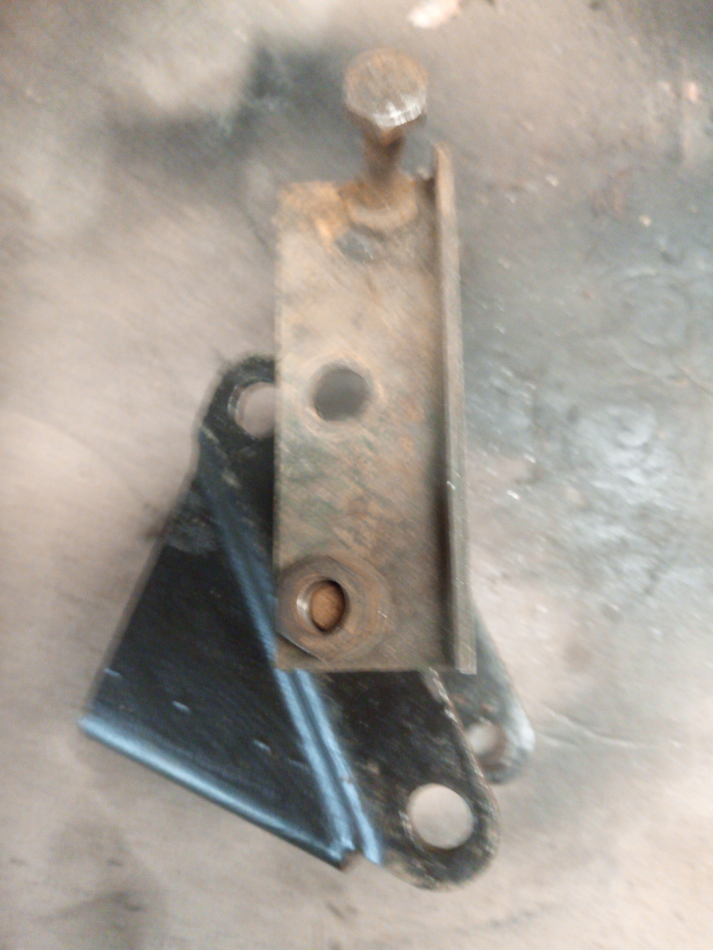 Clutch stop bracket XK Jaglovers Forums