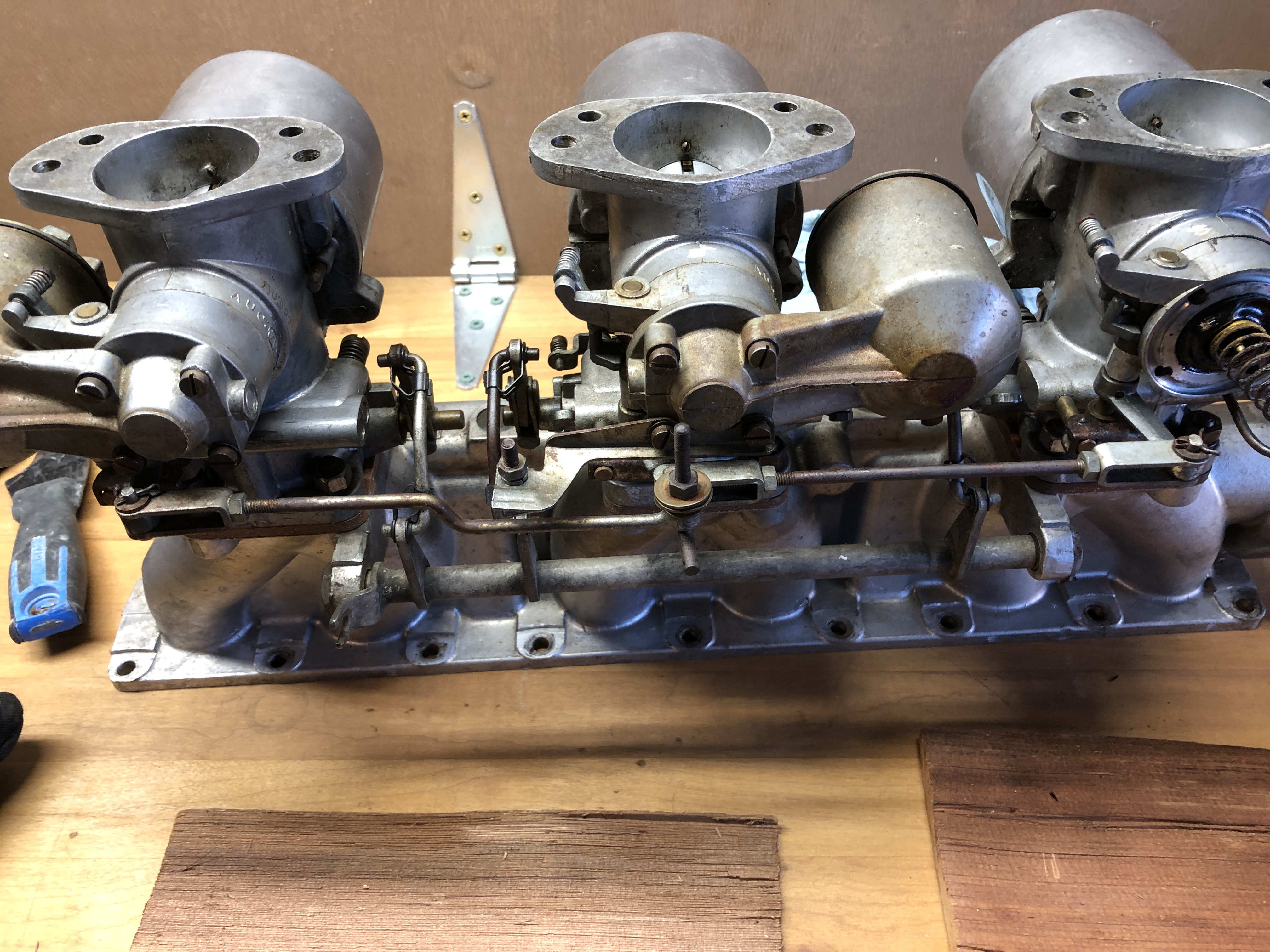 68 intake removal - E-Type - Jag-lovers Forums