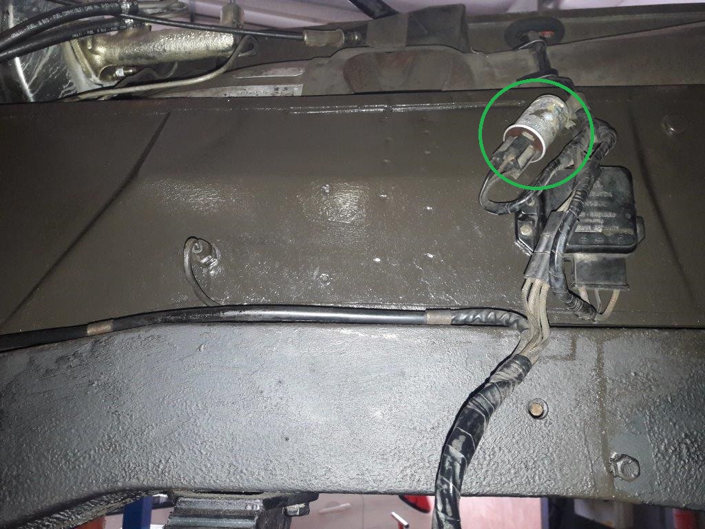 Headlight relay switch XJ Jaglovers Forums