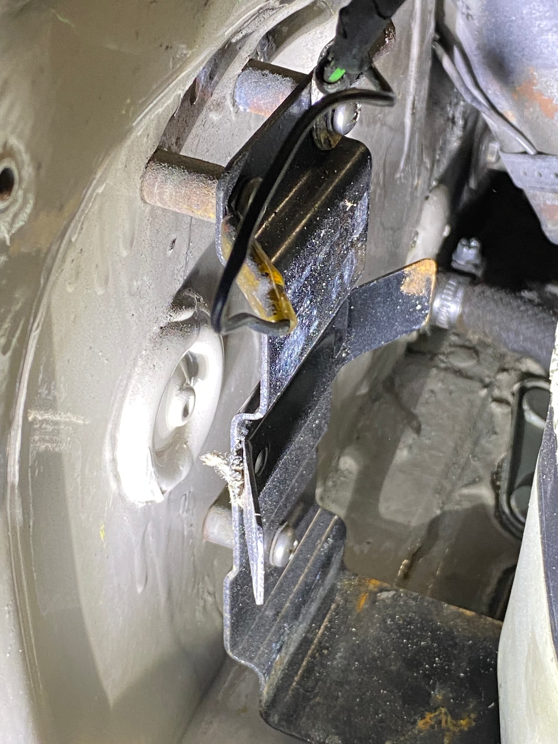 Windscreen washer tubing routing EType Jaglovers Forums