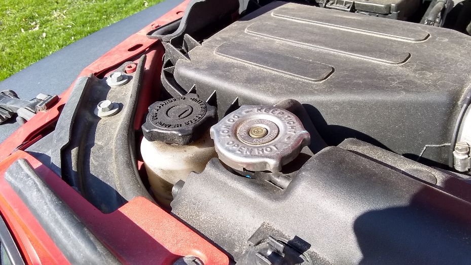 thumbnail image 2 of AutoResolution1 Coolant Recovery Tank With Cap For Jaguar XK8 1997-2006 (MJD4400AB) 2 of 4