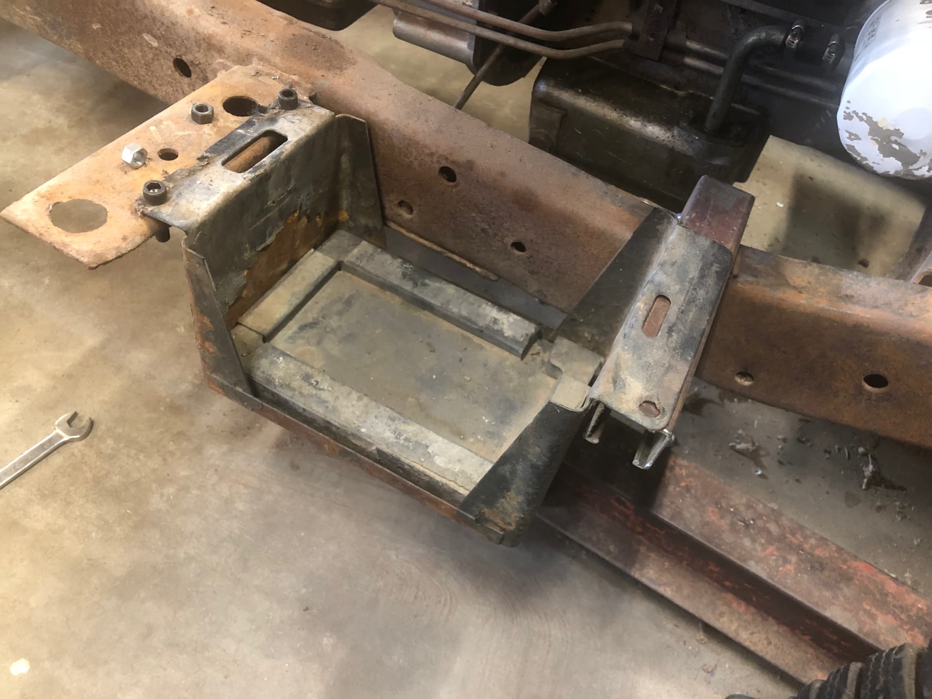 Battery location on XK120 DHC XK Jaglovers Forums