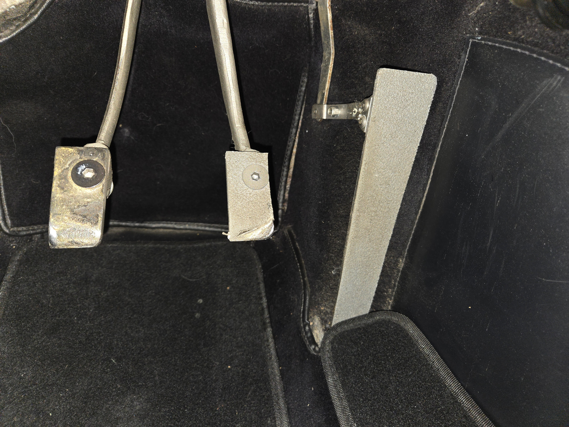 How to offset brake and clutch pedals - E-Type - Jag-lovers Forums
