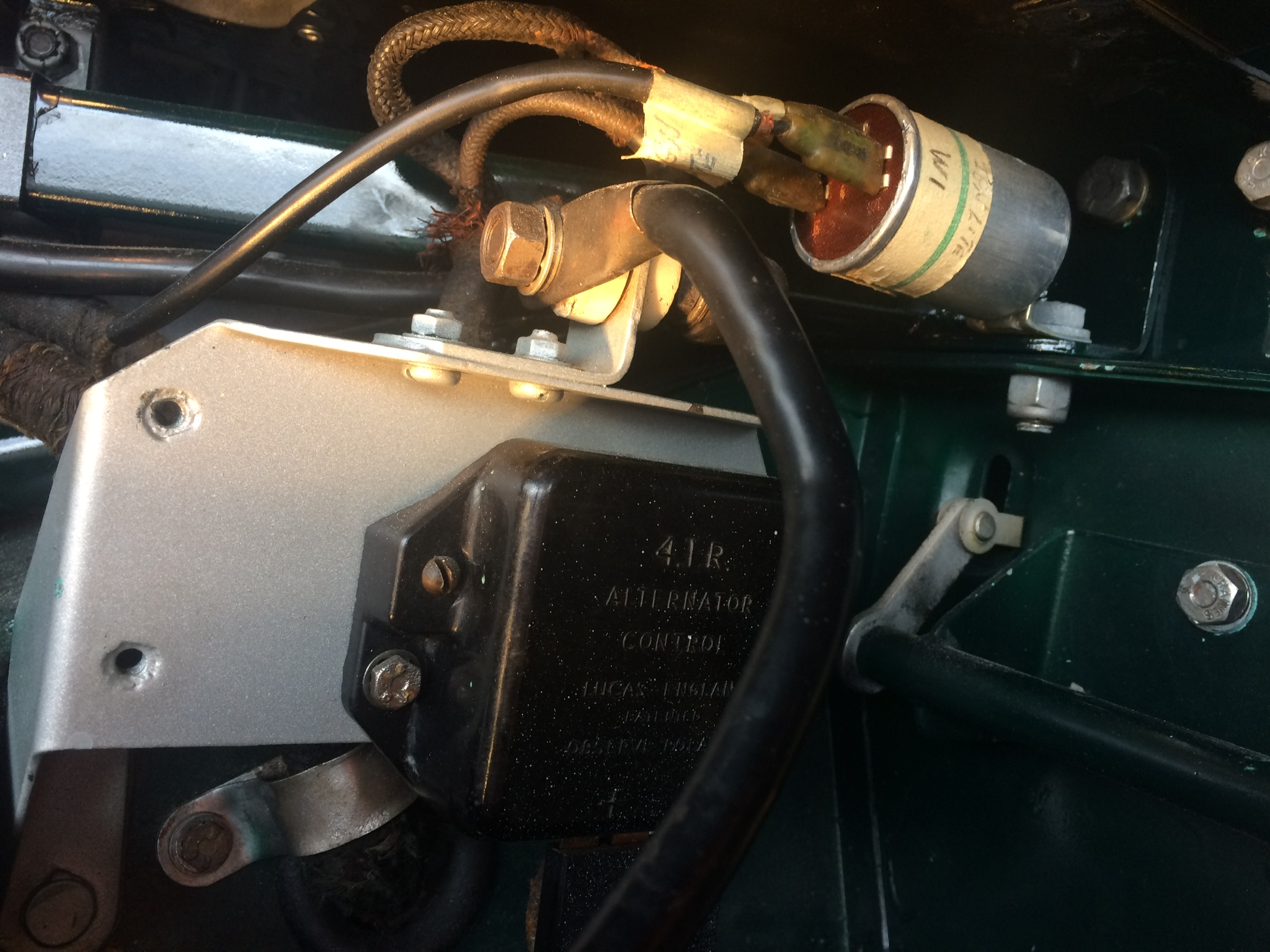 S1 4.2 wiring mysteries - E-Type - Jag-lovers Forums